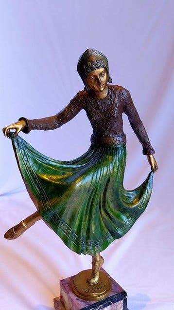 Joé Descomps - Beeld, Danseuse russe - 45 cm - Koud geverfd