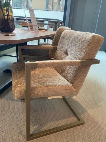 Contiro eetkamerset, Ophalen, Zo goed als nieuw, 6 tot 8 stoelen