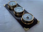 Maritieme objecten - Weersstation met barometer, thermometer
