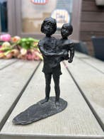 Artihove - Corry Ammerlaan - Beeldje, Meisje met kind - 12