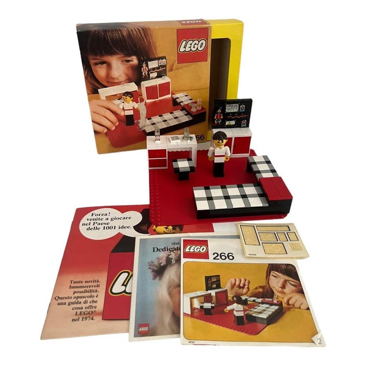 LEGO Childrens Room - 266 (Compleet in doos), Kinderen en Baby's, Speelgoed | Duplo en Lego, Zo goed als nieuw, Verzenden