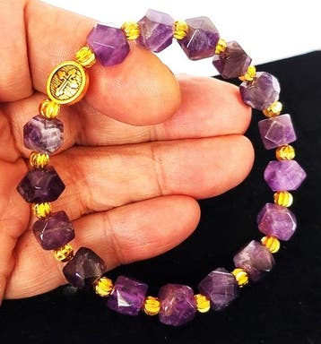 Amethist – Geloofsarmband – Kruis met Bloemmotief – Mysterie