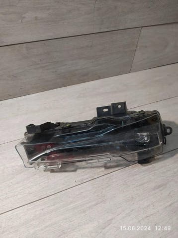 Tesla Model 3 halogeen rechts voor 1624798-00-A, Verzenden, Gebruikt