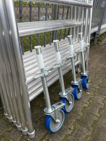 NR1 Rolsteiger bestellen + geleverd 135x250x6,2m AlumexX, Doe-het-zelf en Verbouw, Steigers, Verzenden, Nieuw, Rolsteiger of Kamersteiger