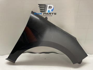 Scherm rechts voor - Ford Fiesta VII - OEM: 2400942, Verzenden, Nieuw