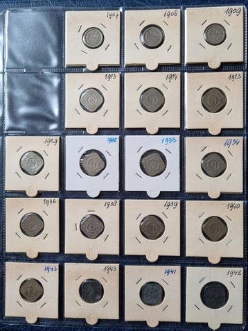 Nederland. Wilhelmina. 18x 5 cent 1907/1943 (Zonder