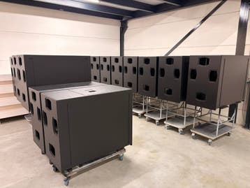 Speakers laten overspuiten met Warnex structuurverf, Ophalen, Nieuw, 150 watt of meer, Speakerset