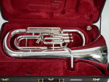 Verwacht: Besson Euphonium 4 ventielen model BE765-2-0, Ophalen of Verzenden, Zo goed als nieuw, Euphonium of Tenortuba, Met koffer of draagtas