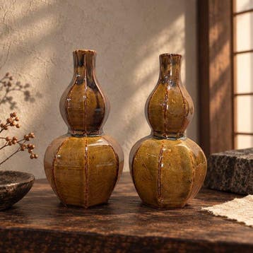 Shoraku-kiln () - Yukio Shakunaga - () b.1954- -