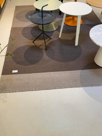 Vloerkleed Muuto Varjo 170x240 van €775 voor €149,- OP=OP!, Ophalen, Zo goed als nieuw, 150 tot 200 cm, Modern