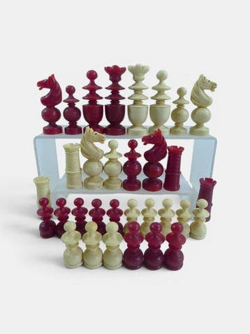 chess set REGENCE café de Paris Jeu déchecs en Bakelite