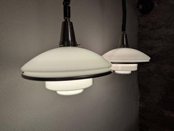 Sistrah - Otto Müller - Lamp (2) - Megaphos P3 - Opaline, Antiek en Kunst, Antiek | Lampen