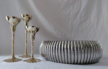 Jardinière (4) - Een jardinière en een set vintage