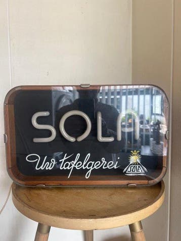Originele Sola neon reclame – “Uw tafelgerei” – werkend –, Antiek en Kunst