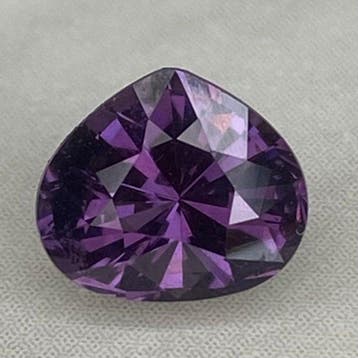 Zonder minimumprijs Spinel - 1.55 ct - nternational Colored, Nieuw