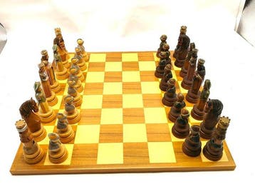 Schaakspel - Ambachtelijke houten schaakstukken, met de hand