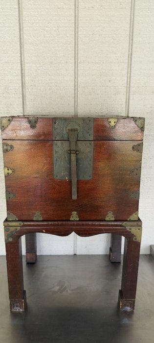 Kist - Hout - Zuid-Korea (Zonder minimumprijs)