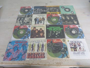 Beatles - Nice lot with 16 singles 7 of The Beatles, Nieuw in verpakking
