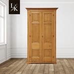 Landelijke klassieke kast, kledingkast, buffetkast, legkast, Antiek en Kunst