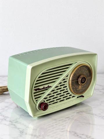 Radiola RA125U “Radiolo” Luxe – Pastel Green Valve Radio –