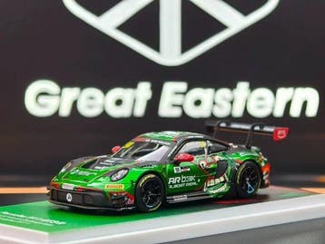 1:43 - Modelauto - Porsche 911 GT3 R, Hobby en Vrije tijd, Nieuw