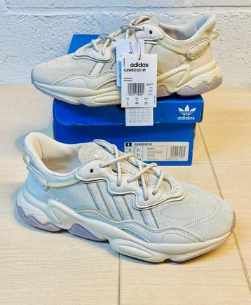 Adidas - Ozweego Grey Blossomgame P41,5 - Sneakers - Maat:, Kleding | Heren, Nieuw