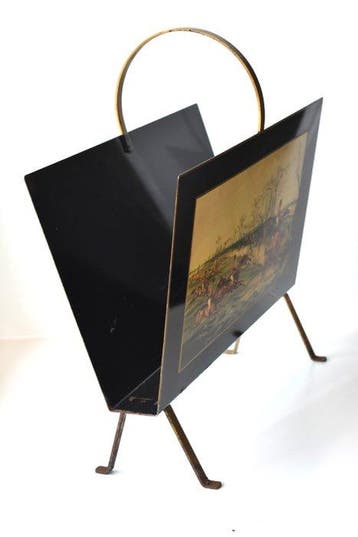 Decoratief ornament - vintage kranten/tijdschrifthouder in