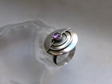 Zilver, amethist - Ring - Art Deco/Bauhaus-stijl