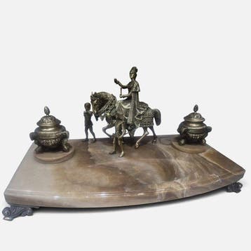 Decoratief ornament - Spanje - Schrijfbureau marmer brons