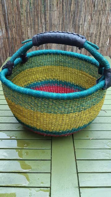Fairtrade Bolgatanga manden, Huis en Inrichting, Woonaccessoires | Schalen en Manden, Ophalen of Verzenden, Nieuw, Riet, Mand