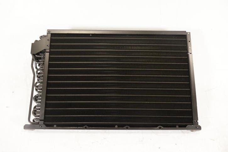 BMW E36 325 TDS OEM Airco condensor / radiateur NIEUW!, Auto-onderdelen, Airco en Verwarming, Gebruikt, Ophalen of Verzenden