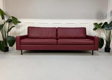 COR Conseta Sofa Leder Bordeauxrood + Tafelblad Showmodel, Driepersoons, Leer, Ophalen of Verzenden, Zo goed als nieuw