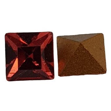10 x Lichtrode Swarovski puntsteen 4 mm – rood, Ophalen of Verzenden, Nieuw, Overige typen