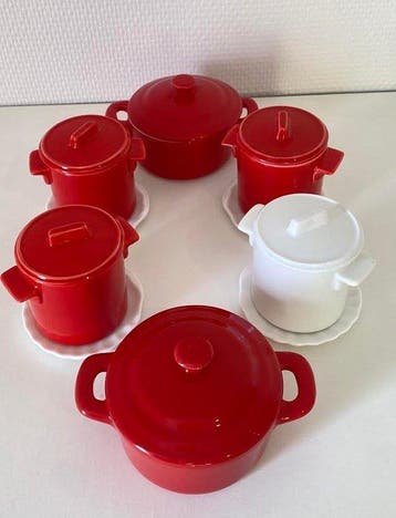 Style Le Creuset - Braadpan (10) - Keramiek, Emaille
