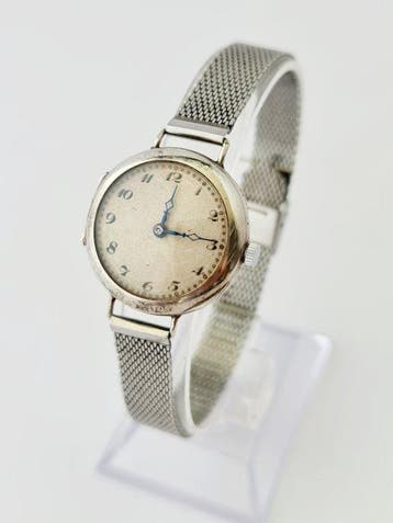 Rare 1925 VESTA Ladies Trench Watch Sterling Silver 0.925, Antiek en Kunst