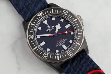 Tudor FXD Red Bull M25707KN 2025 Full Set Ongedragen, Overige merken, Kunststof, Polshorloge, Nieuw
