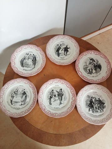 Sarreguemines - Bord (12) - Aardewerk - faience borden