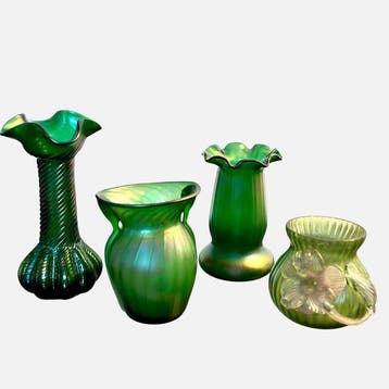 Kralik, Loetz - Bloempot (4) - Glas - Set van 4 glazen, Antiek en Kunst