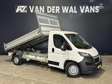 Peugeot Boxer 2.2 BlueHDi 140pk Kipper Open Laadbak Euro6 Bi, Stof, Gebruikt, Wit, Dealer onderhouden
