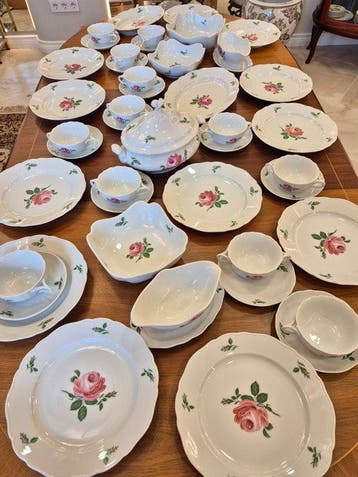 Hutschenreuther - Eetservies voor 12 (44) - Porselein - Roze