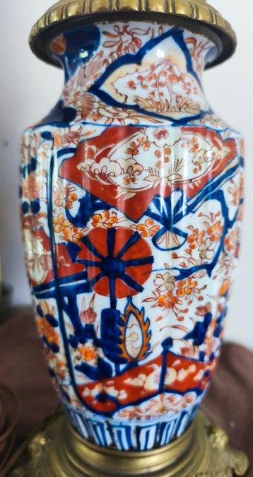 Lampenvaas Meiji 1880/1870 gesigneerd door gieter A.D -