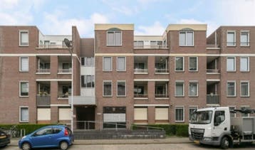 Te Huur 4 Kamer Appartement Kasteel Hillenraadweg D In Maast, Direct bij eigenaar, Limburg, Maastricht, Appartement