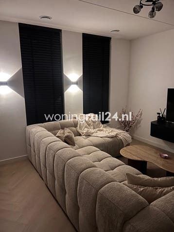 Woningruil - Prof. Johanna Westerdijkstraat 92 - 2 kamers, Noord-Holland