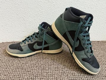 Veiling - Nike Dunk High Premium Faded Spruce – maat 44, Kleding | Heren, Schoenen, Nieuw