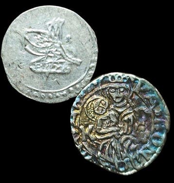 Wereld. Clash of Empires: 16th Century Madonna Silver Denier, Postzegels en Munten