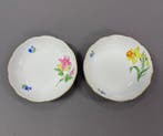Meissen - Set kommen (2) - Porselein - Kleurrijke bloemen,