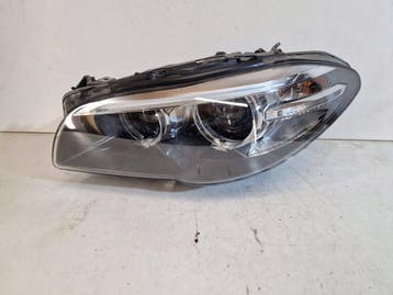 BMW 5 F10 F11 LIFT LCI linker voorlicht BI-XENON 7317131, Verzenden, Gebruikt