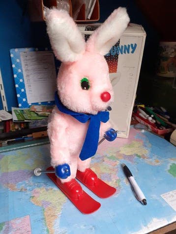 Onbekend - Speelgoed Skiing Bunny - 1970-1980 - China