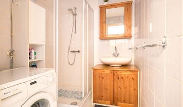 Te Huur 3 Kamer Appartement Meppelweg In Den Haag, Huizen en Kamers, Huizen te huur, Den Haag, Den Haag, Direct bij eigenaar, Appartement