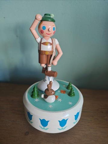 Its a Small World - 1 Music box - Disney, Nieuw